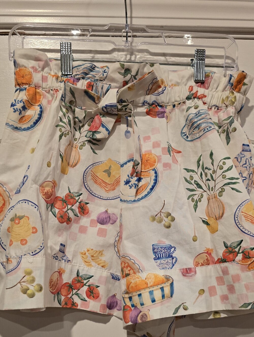 Zara print pattern paper bag Bermuda shorts with a high elastic waist.